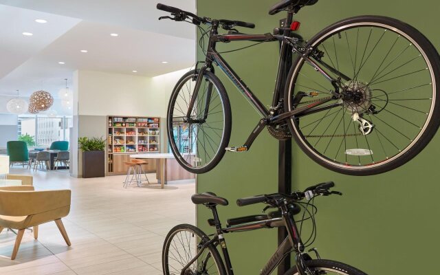 Element Austin Downtown