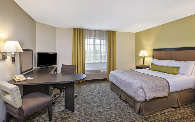 Candlewood Suites Indianapolis by IHG