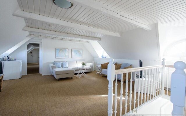 B & B - Mågevej