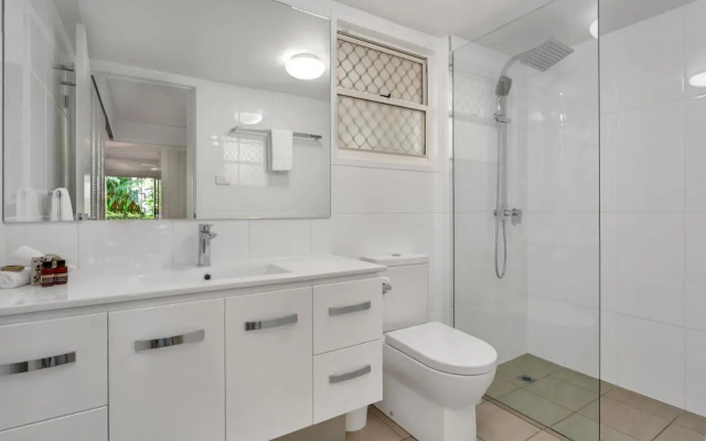 Latitude 16 Port Douglas Apartments