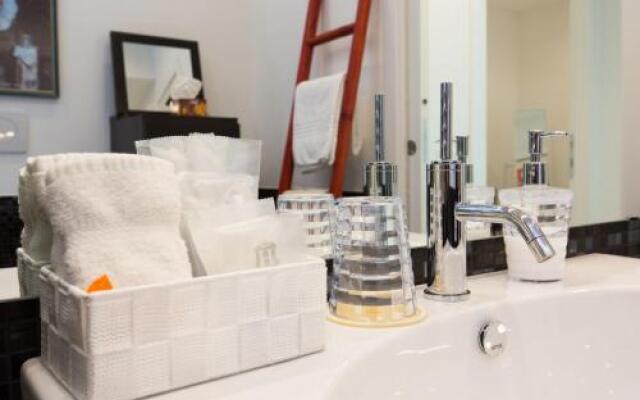 Niclas Luxury Apartments