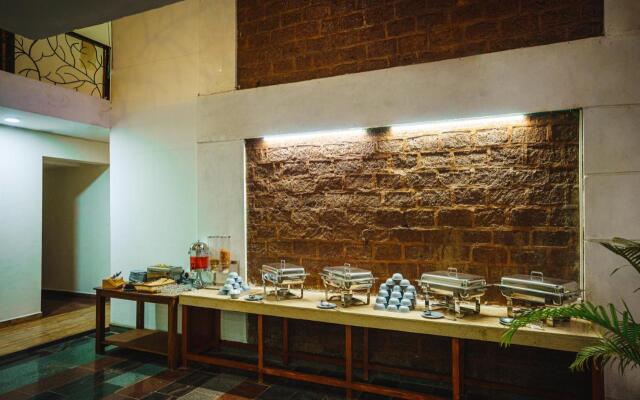 Derive Hotel by Amor