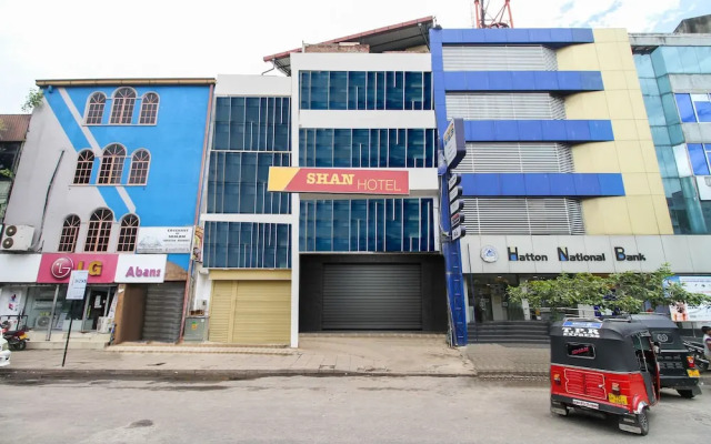 OYO 119 Lagoon Waves