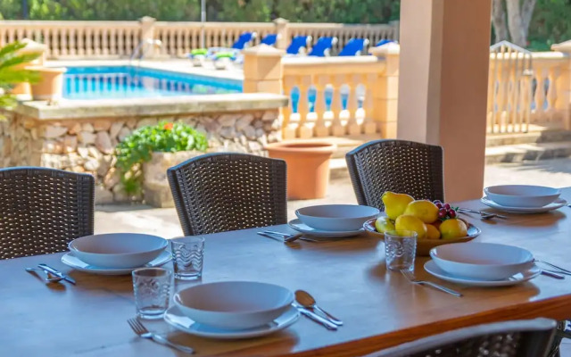 Sa Cumuna in Campos With 3 Bedrooms and 2 Bathrooms