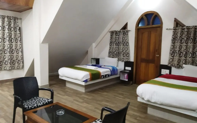 Ziro Palace Inn