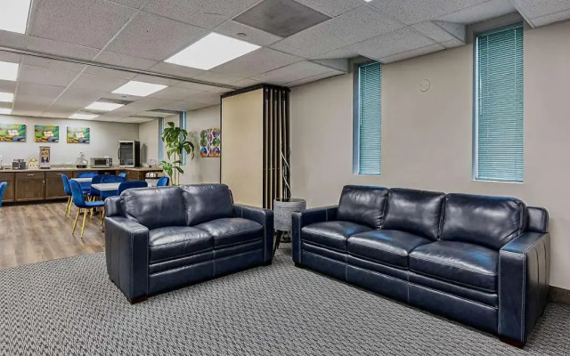 Surestay Plus Hotel By Best Western Seatac Airport