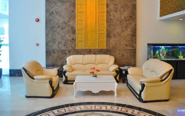 Golden Treasure Tower Family Apartment