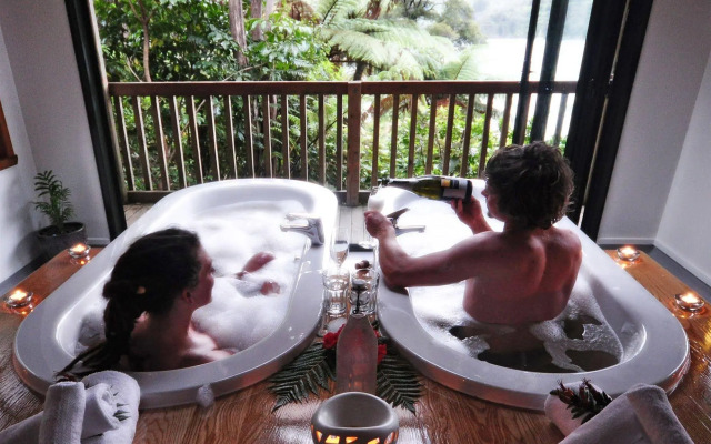 Lochmara Lodge