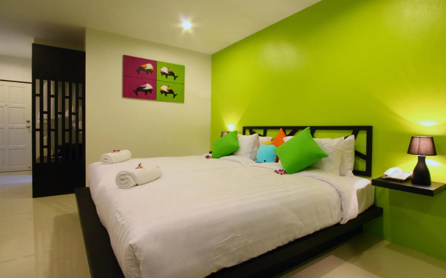 Sleep Whale Hotel