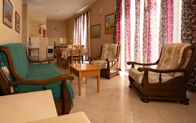 Sunset Seaview Apartments