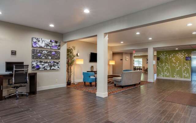 Sleep Inn & Suites