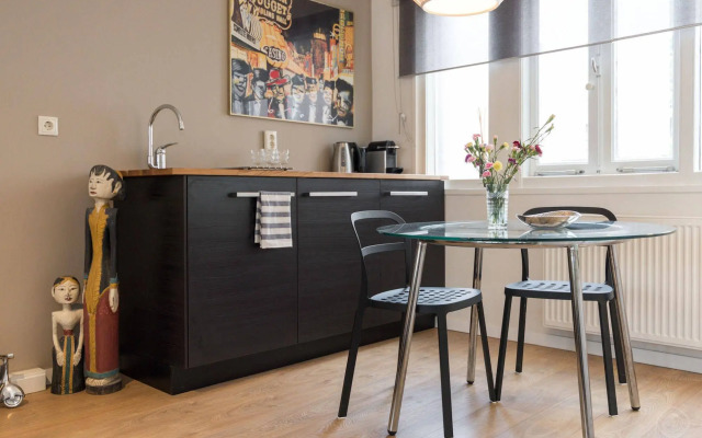Nieuwezijds Apartments