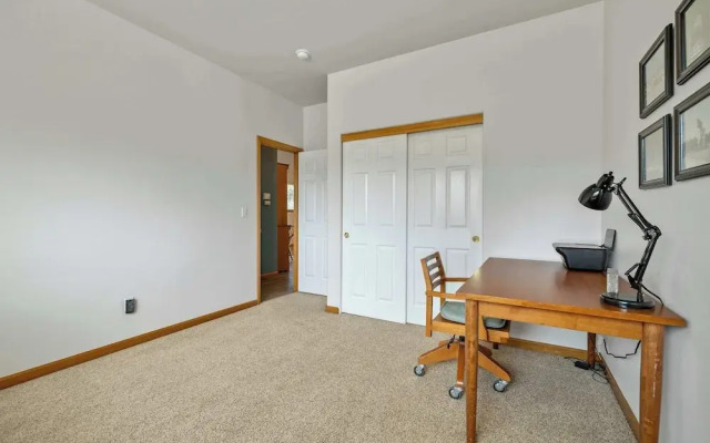 Taft at Old Mill - Pet-friendly & Near Downtown