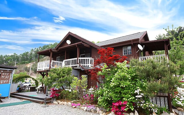 Gapyeong Blue Skylight Pension