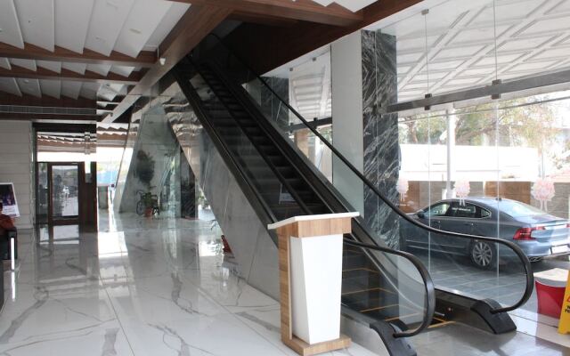 La Vivanta Hotel