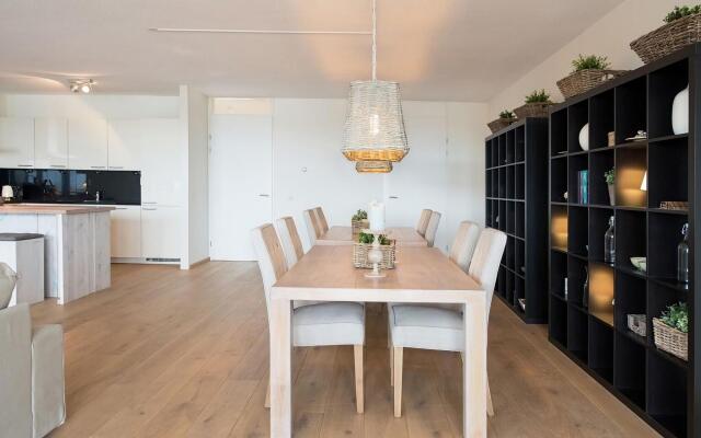 Sea-view Apartment in Den Haag With Balcony