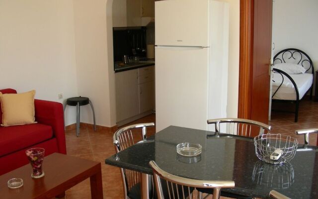 Oceanis Martiblue Apartments