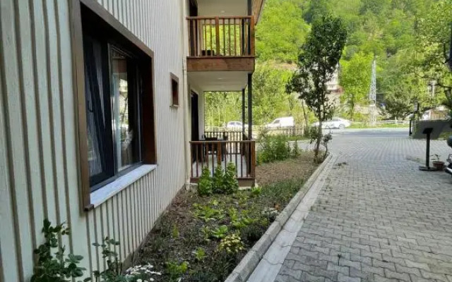 Lazmaris Süit Otel