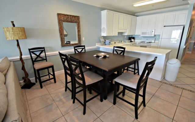 Dolphin Key 2C by RedAwning