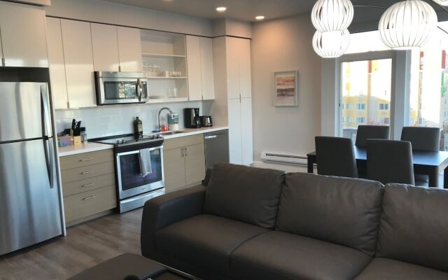 Domicile Suites at Mark on 8th
