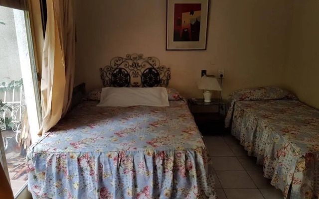 Nuevo Castillo Hotel