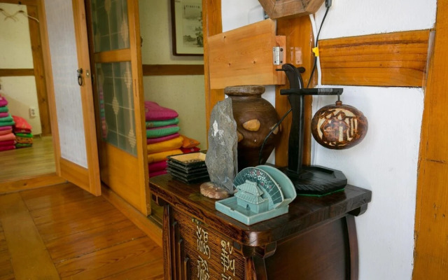Jeonju Tteulanchae Hanok Stay