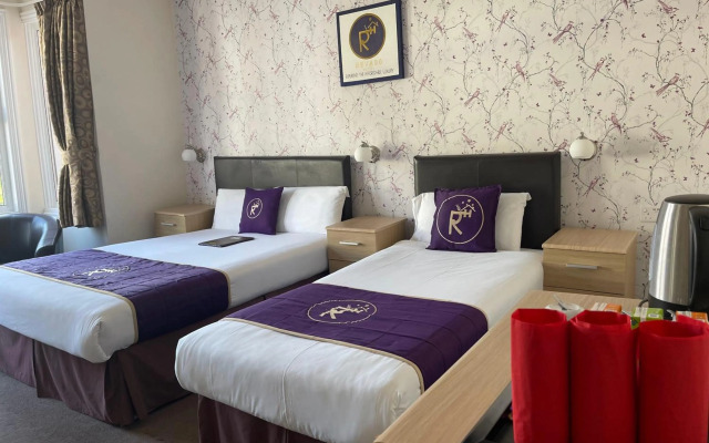 Revado Hotel