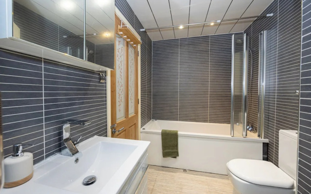 Relaxing 4BR Near City Centre