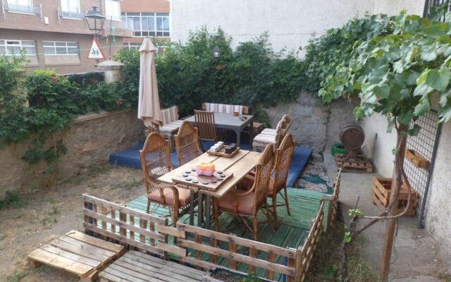 Apartment With 3 Bedrooms in Ávila, With Enclosed Garden