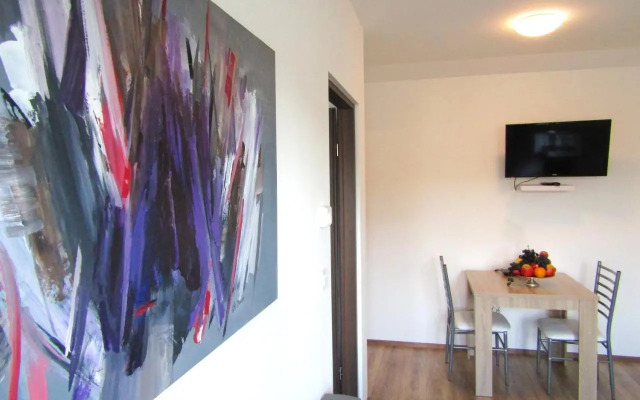 Apartment & Room Renee