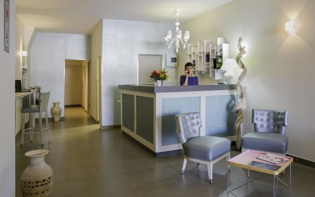 Best Western Hotel Du Roy D'aragon