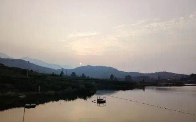 Mengyin Taoyuan Mountain Residence