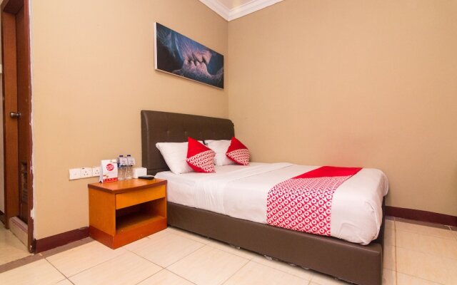 OYO 1671 D-one Hotel