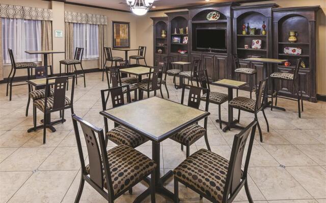 La Quinta Inn & Suites by Wyndham Livingston