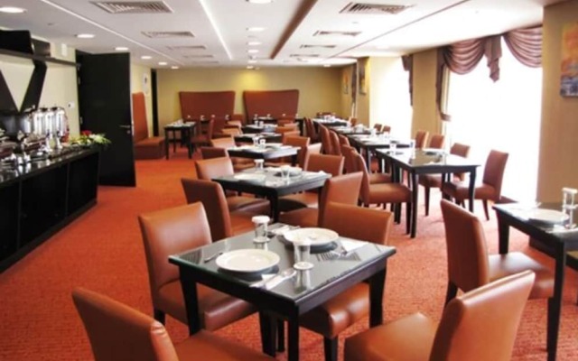 Paragon Hotel