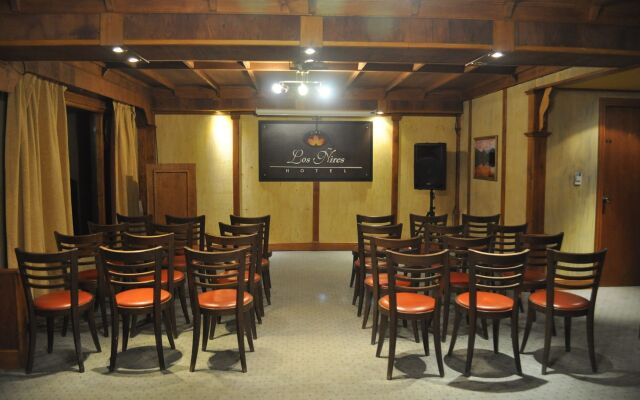 Hotel Los Ñires