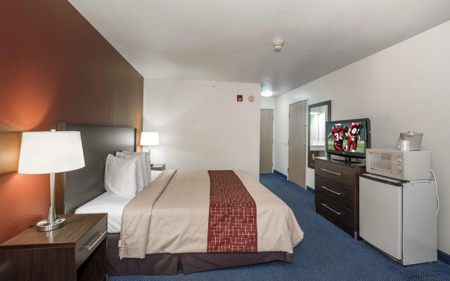 Spark by Hilton St. Robert Fort Leonard Wood