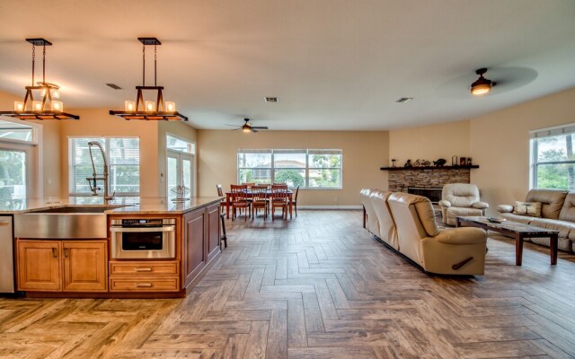 Villa Rustic Cove - Roelens Vacations