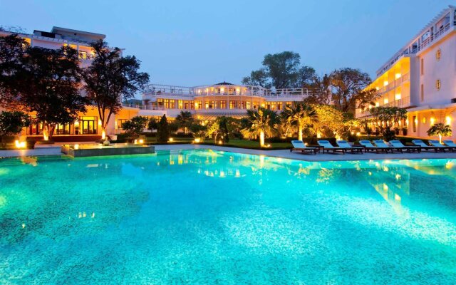 Azerai La Residence Hue