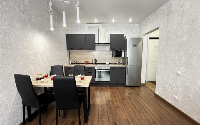 Apartments on Yasny Bereg street 33