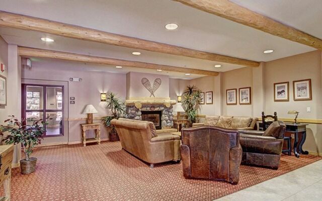 Tucker Mountain at Center Village by Copper Mountain Lodging