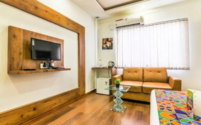 Vista Suites By FabHotel