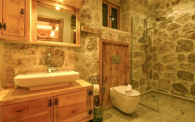 Villa Jet by Akdenizvillam