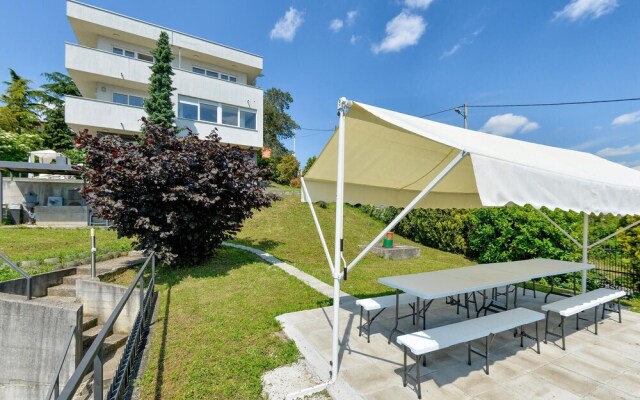 Nice Home in Zagreb With 6 Bedrooms and Wifi