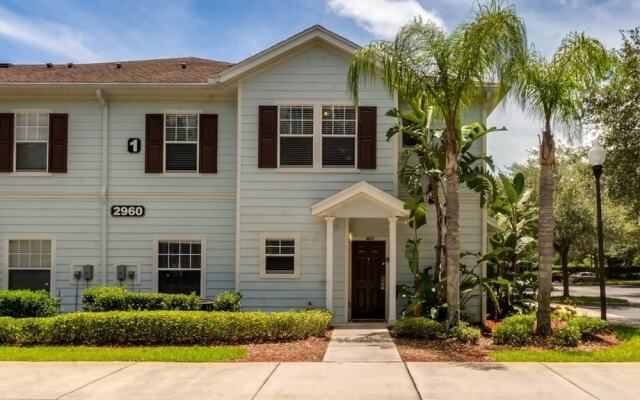 4 Bedrooms S / Lucaya Village Townhouse