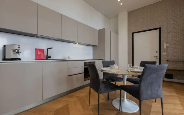 Elegant Home with Terrace