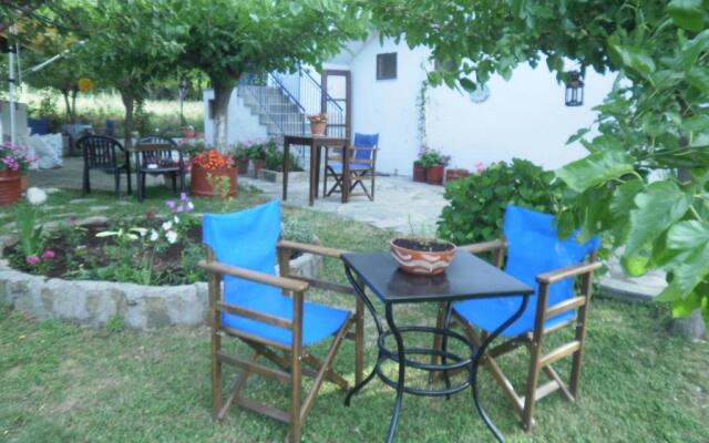 Mirsini Apartments