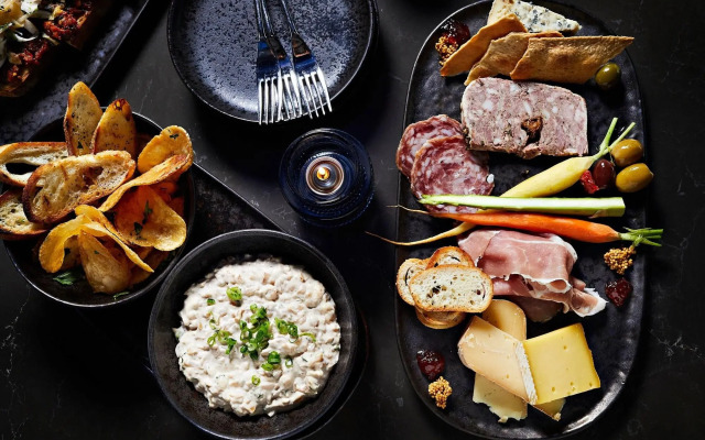 Marriott Bethesda Downtown at Marriott HQ