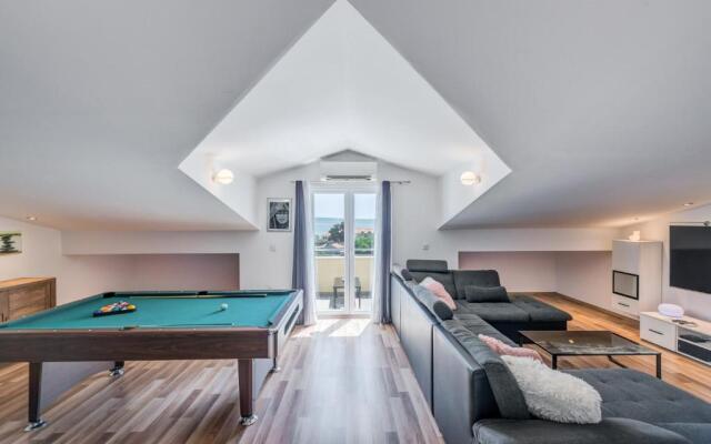 SUMMER ORCHID - Spacious Duplex By The Beach & PS5