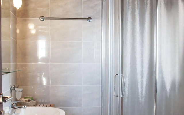 Irides Luxury Studios & Apartments